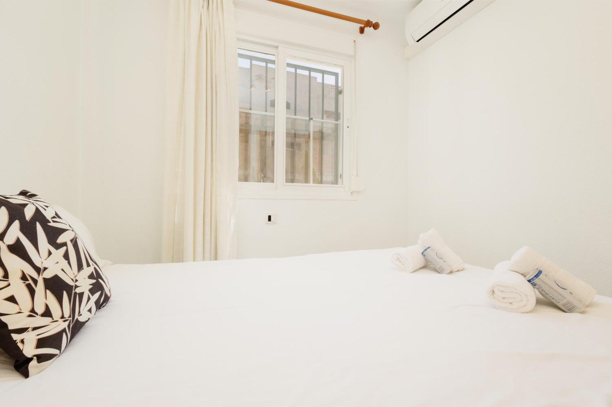 Beautiful Townhouse Walking Distance To The Beach In Costabella, Marbella Exteriör bild