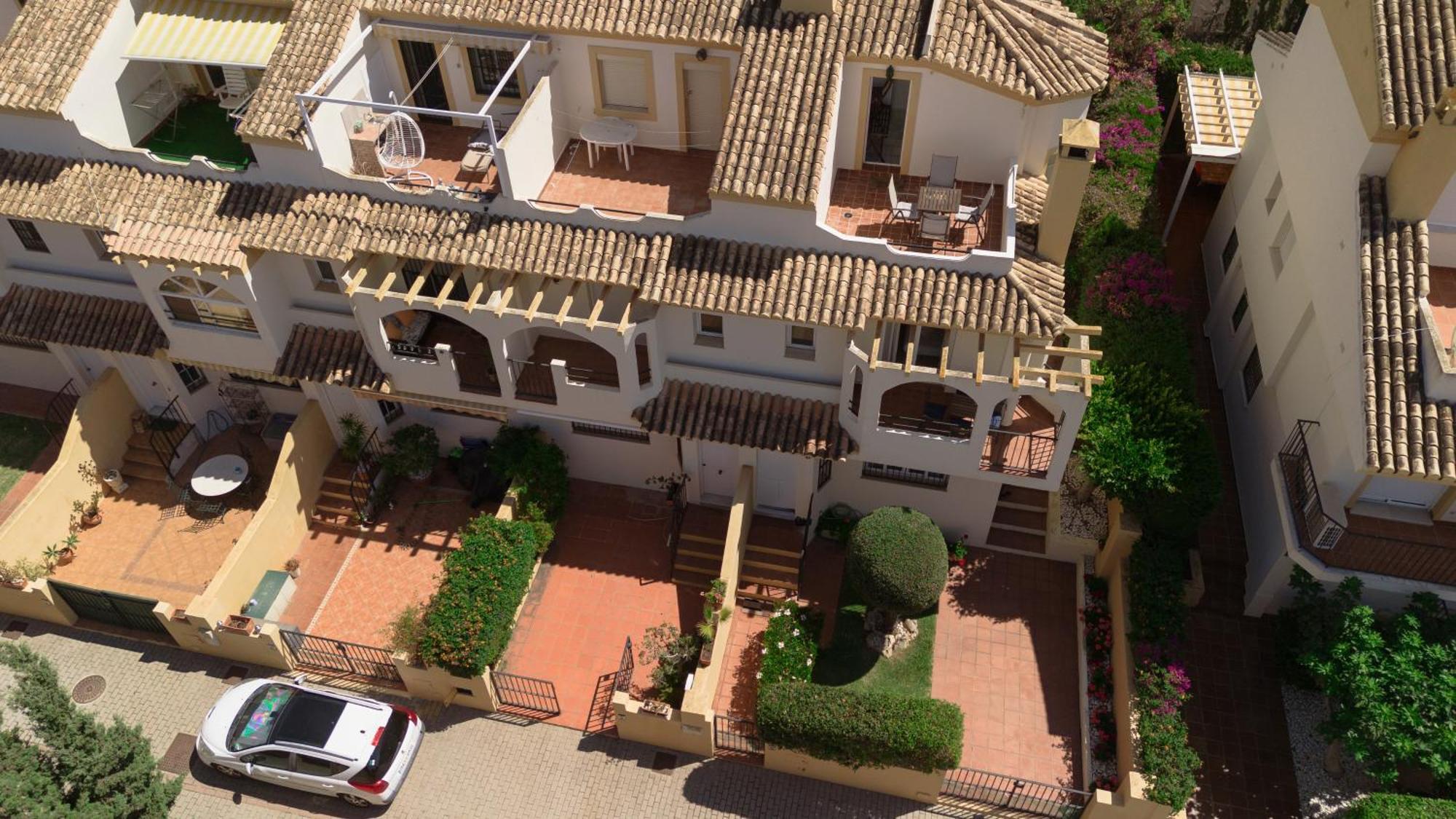 Beautiful Townhouse Walking Distance To The Beach In Costabella, Marbella Exteriör bild